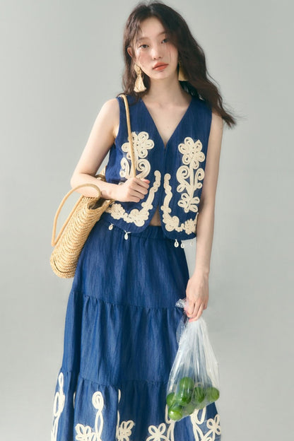 Vine & Shell Ensemble Skirt Set-Up