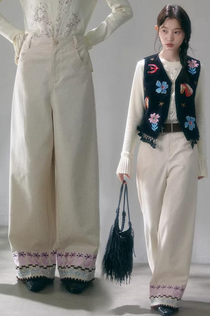 Bestickte Blumenleinenhose