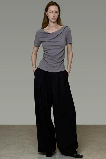 Asymmetrisches Oberteil mit Swing-Kragen