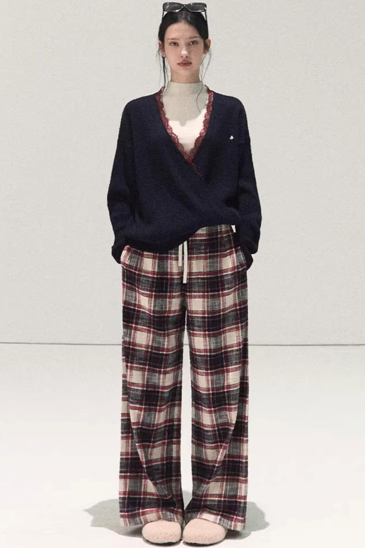 Silk-Gloss Wool Lace Sweater Set-Up