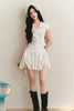 White half-skirts (prima produzione)
