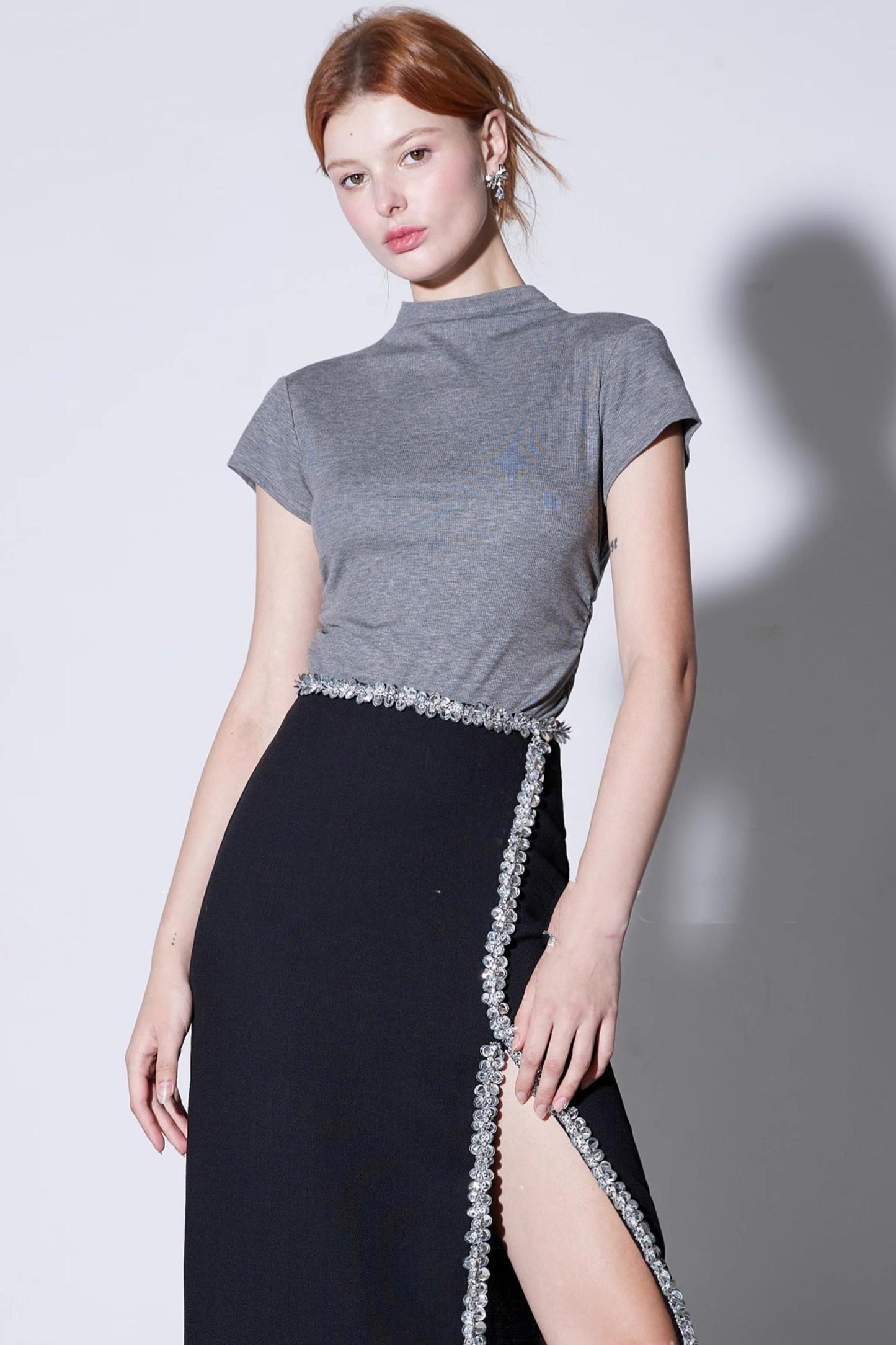 Fairy Touch High Neck Slim T-shirt