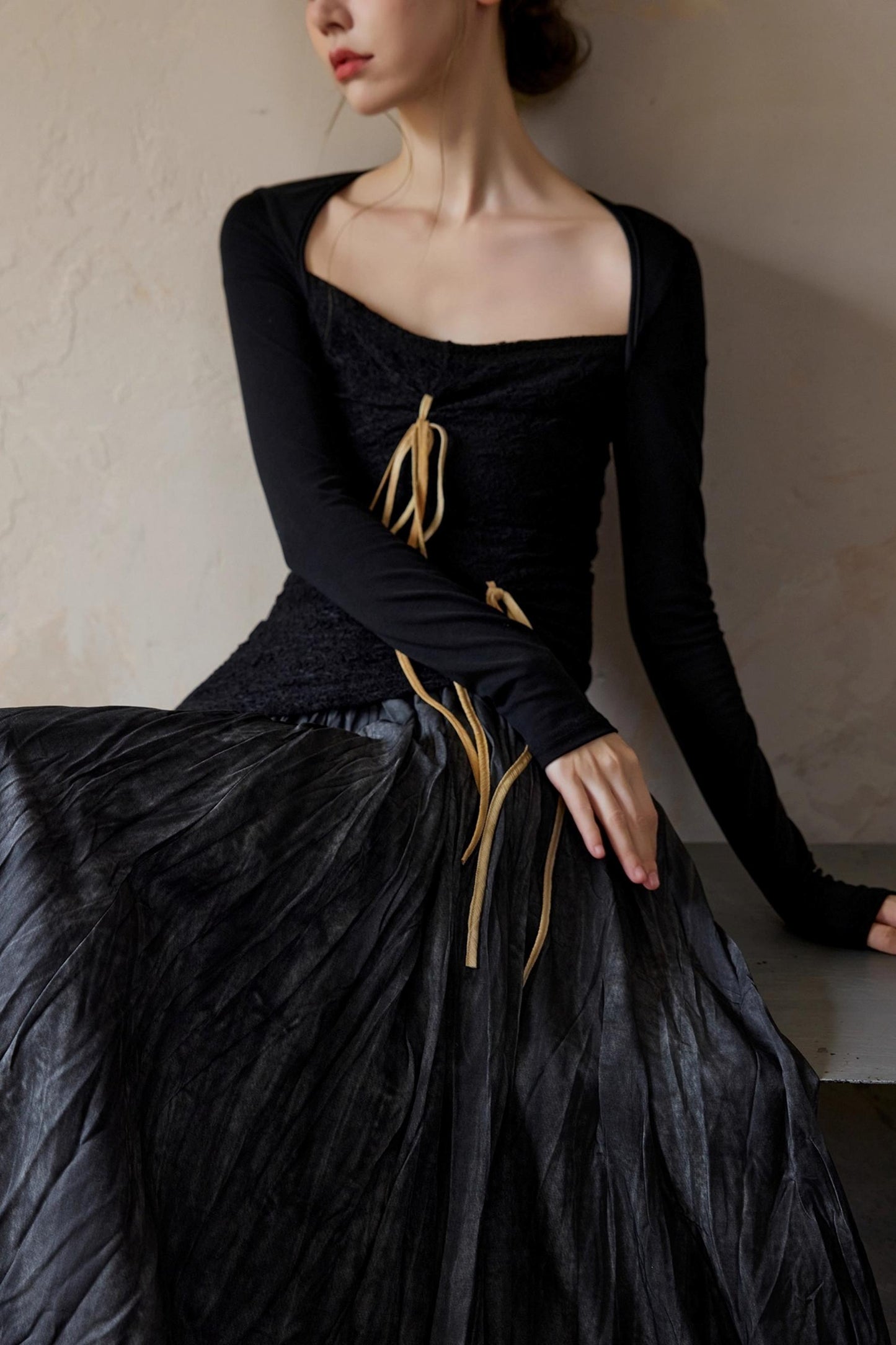 Black Square Basic Pullover Top