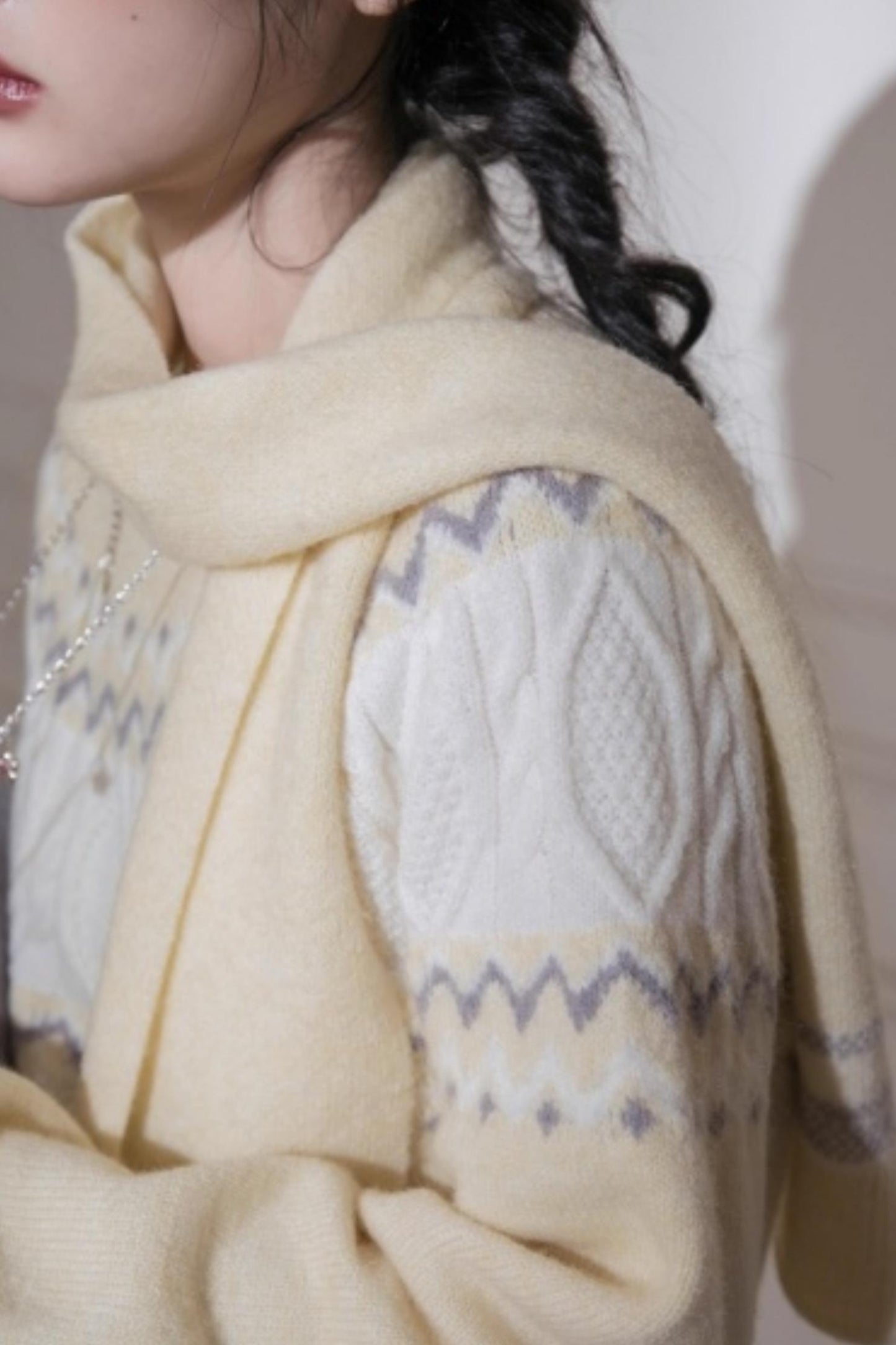 Jacquard Wool Sweater With Scarf Set