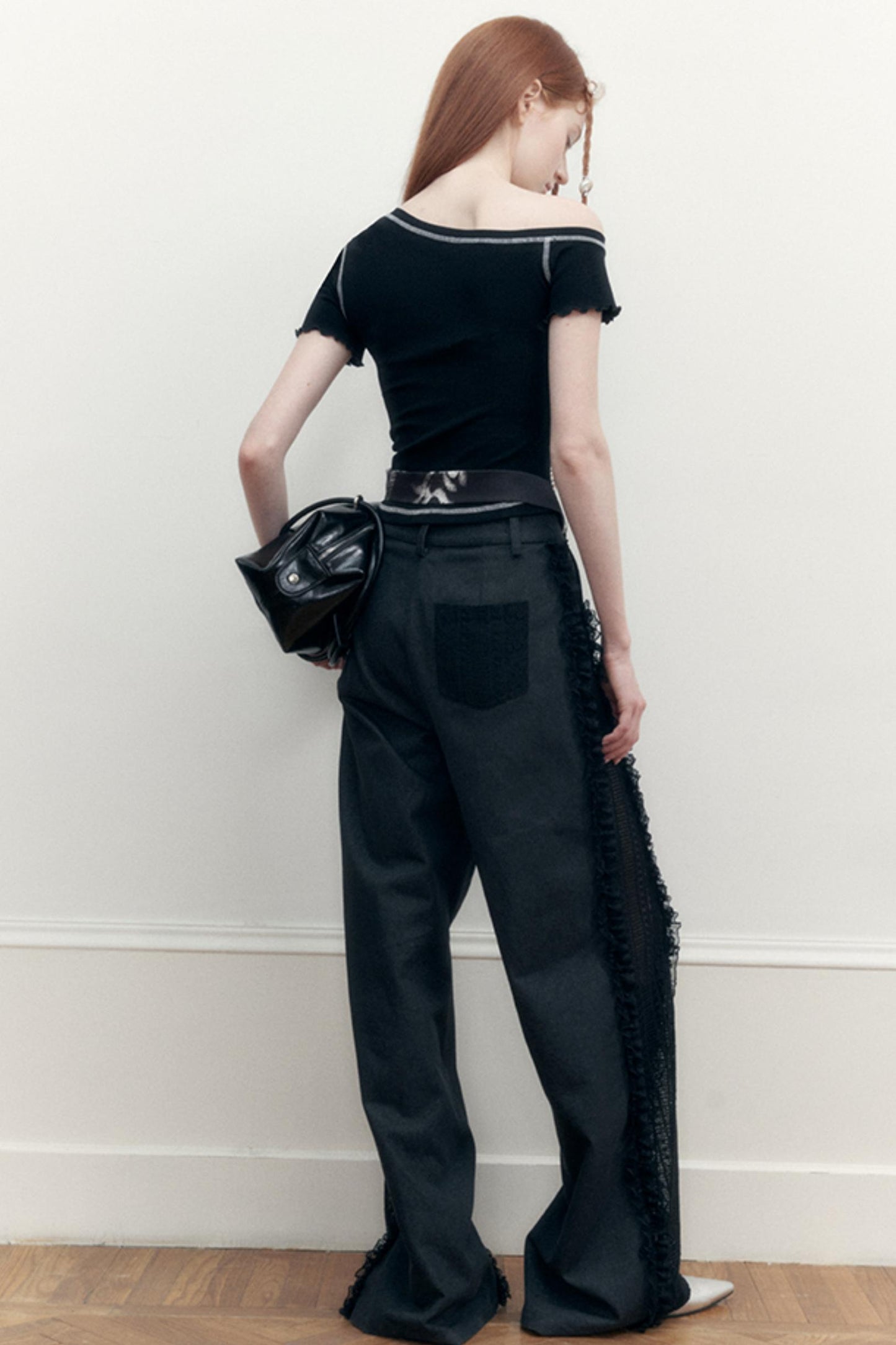 Shoulder Wood Ear Tee