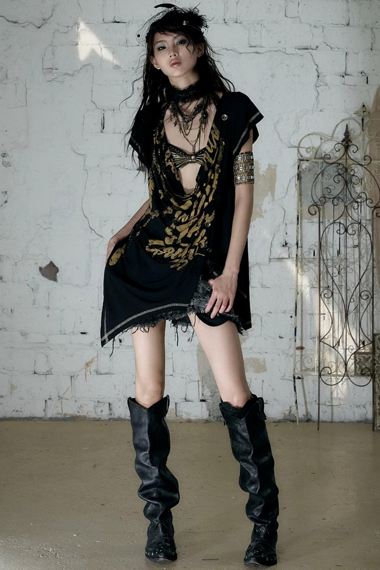Punk Asymmetrical Neckline T-Shirt Set-Up