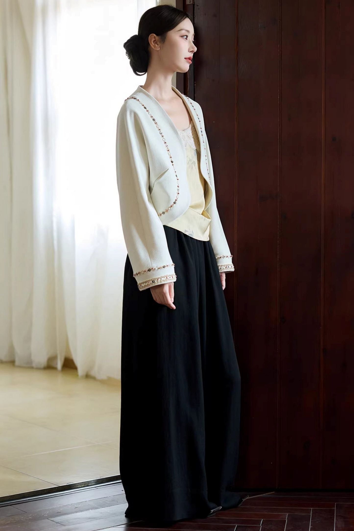 Simple Black Wide-Leg Pants