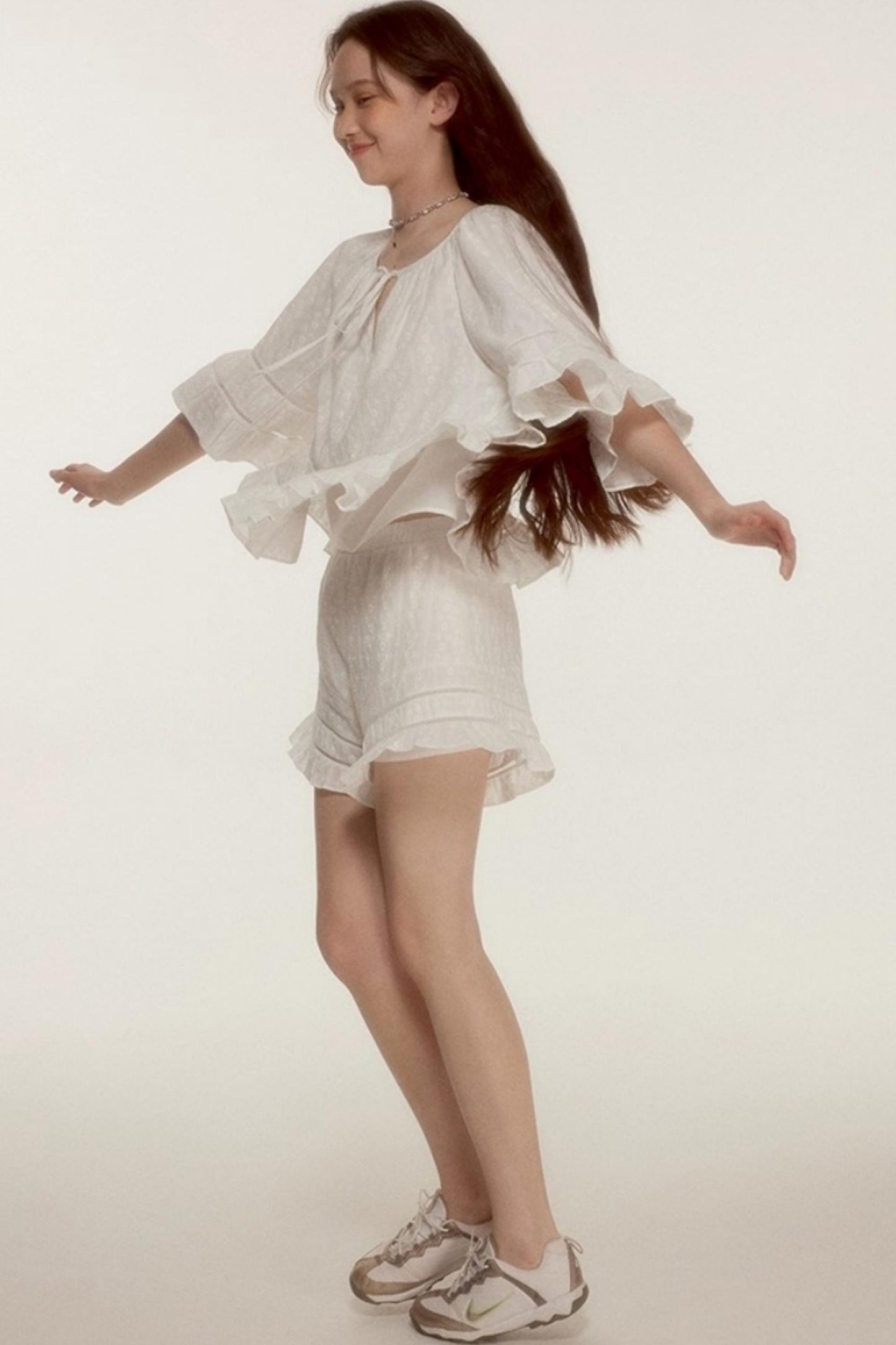 Noisy Flowers Embroidered Shirt Shorts Set-Up