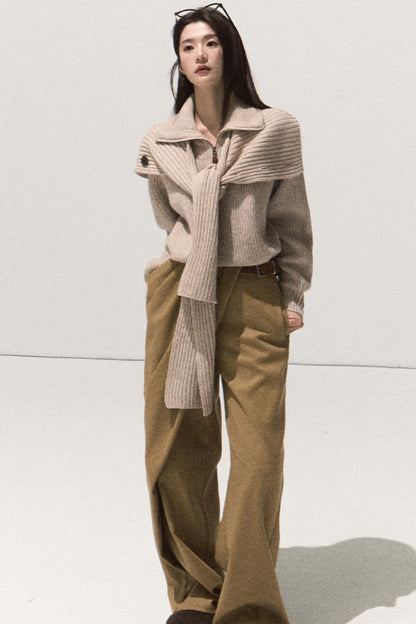 Three-Dimensional Pleated Pants