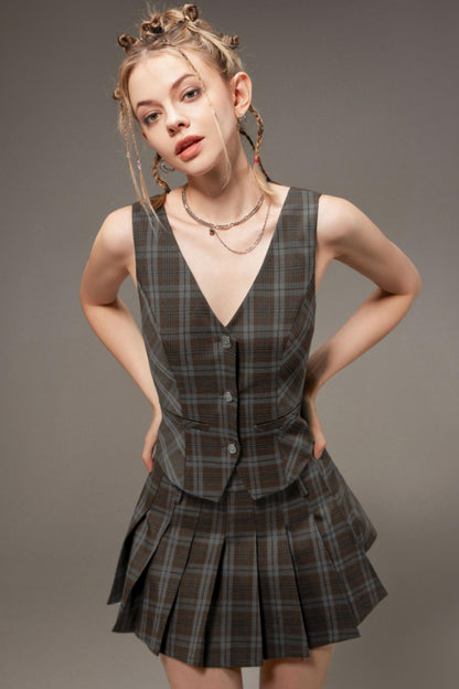 Slim Fit V-Neck Vest