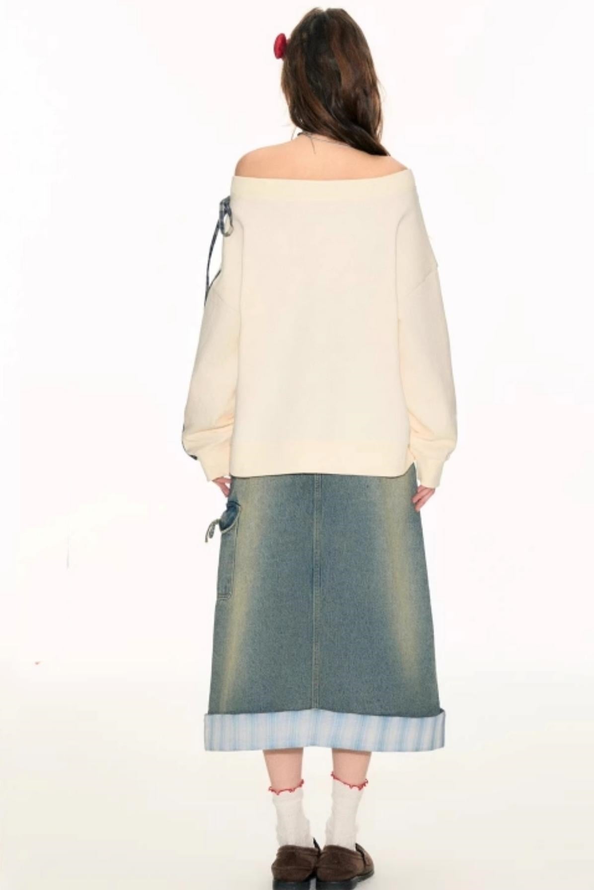 One-Line Letter Patch Sweatshirt