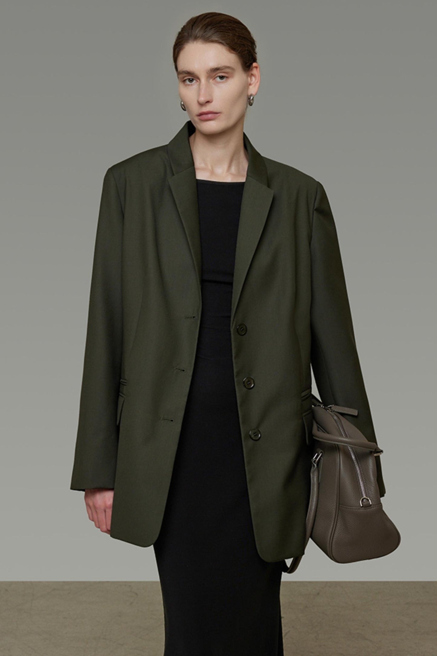 High-End Loose Pleated Coat Set-Up