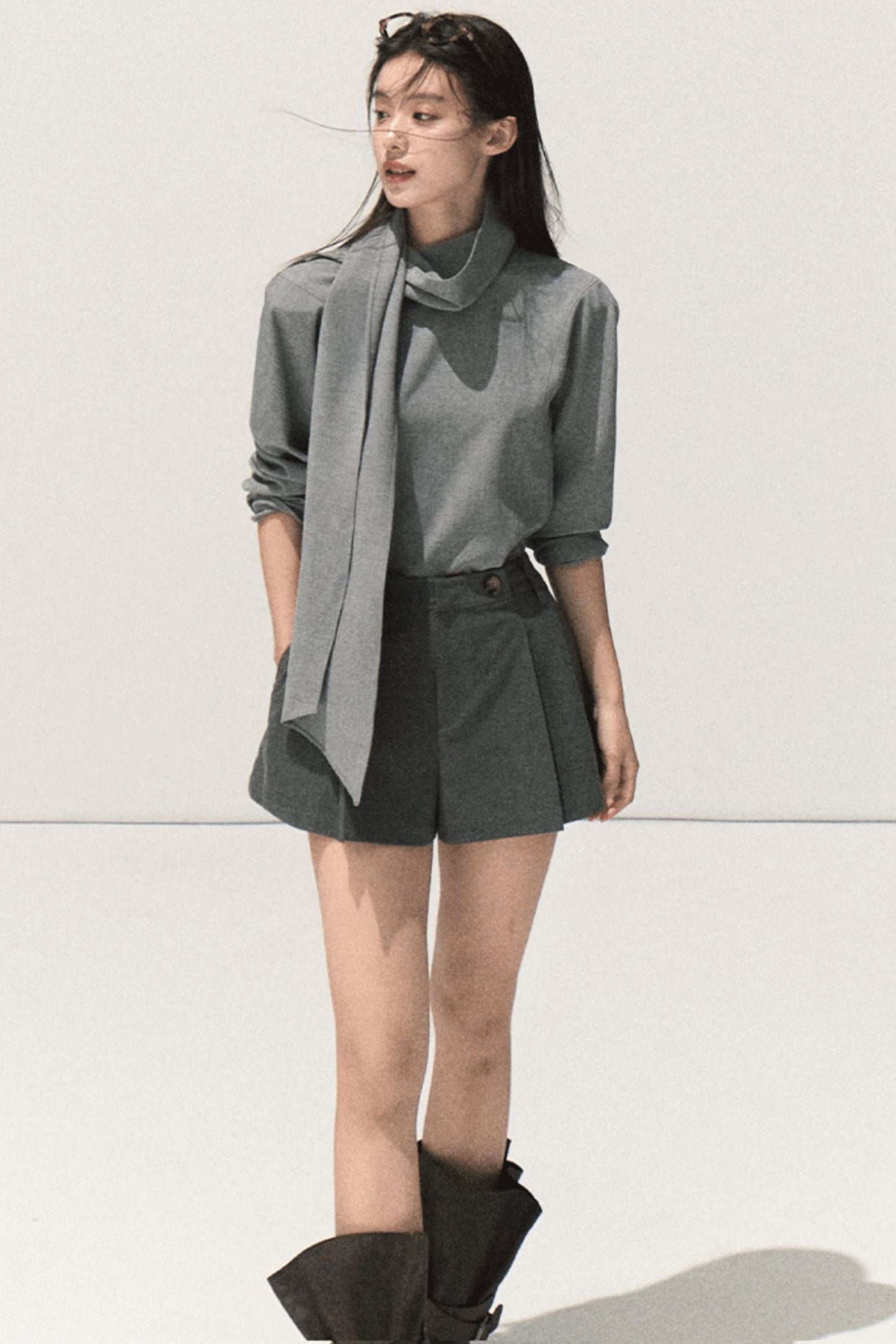 Intelligence Streamer Shoulder Padded Backless Top Shorts Set- Up