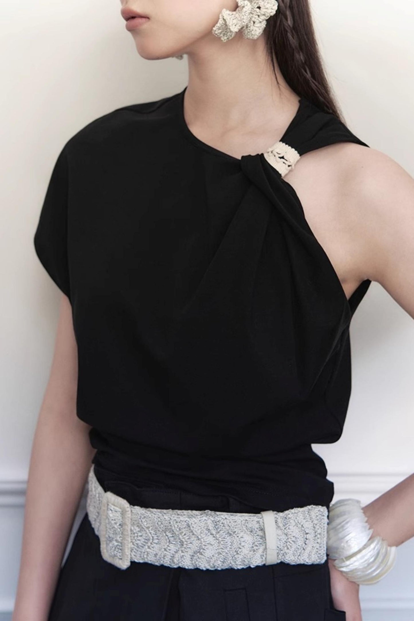 White-Black Cloud Top