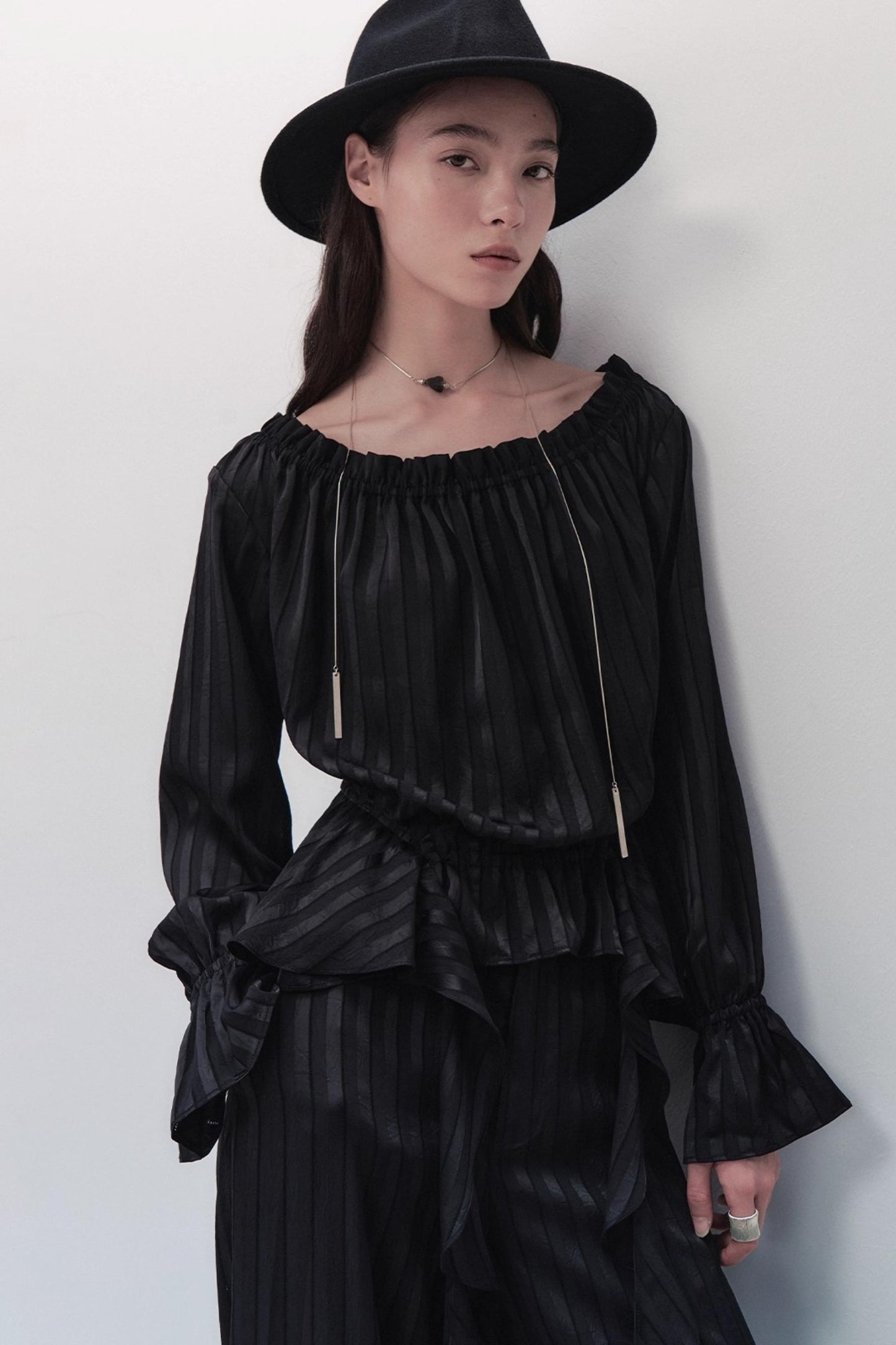 French Design One-Shoulder Ruffle Shirt