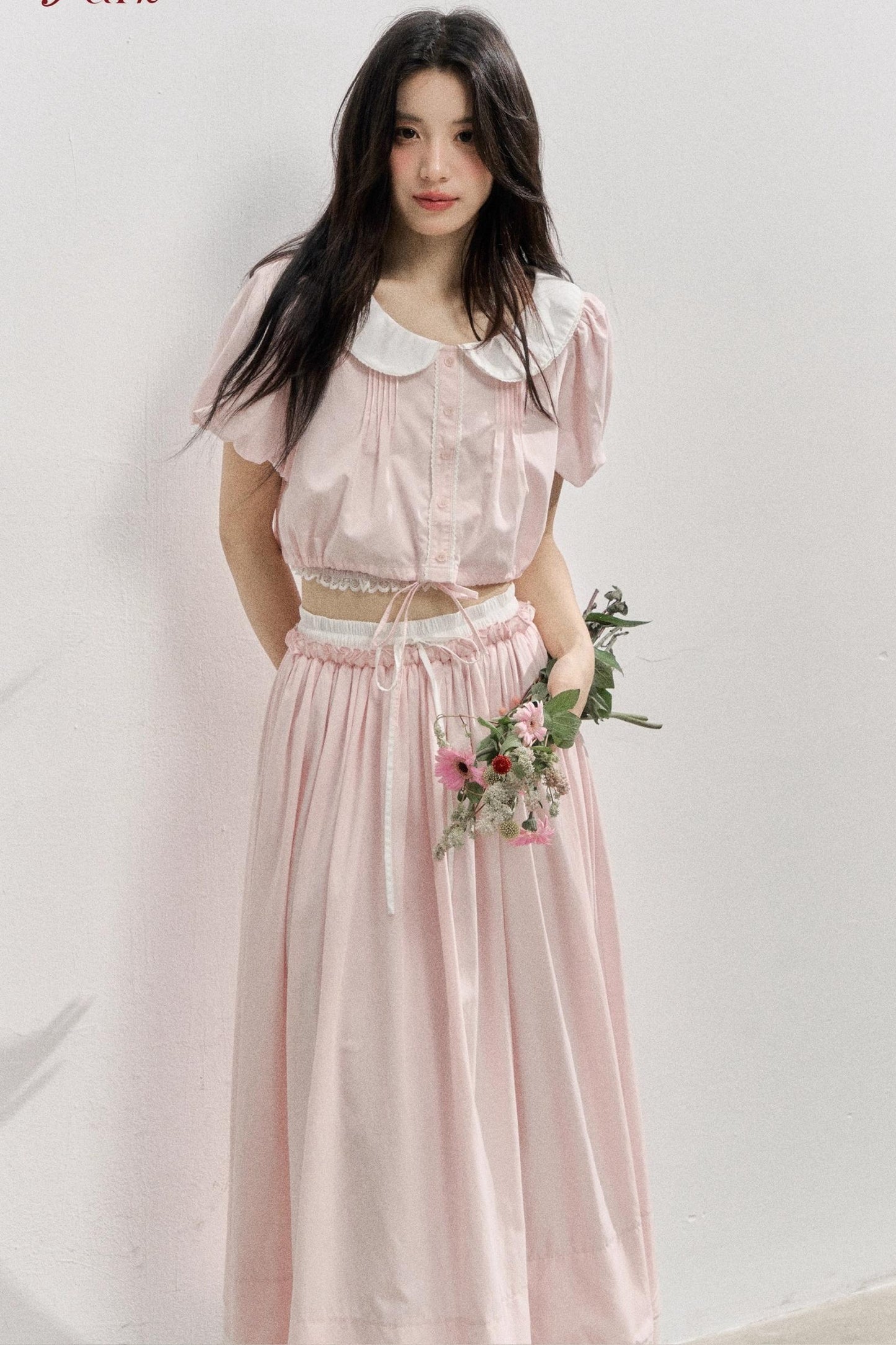 Elegant Tops And Skirt Set-Up