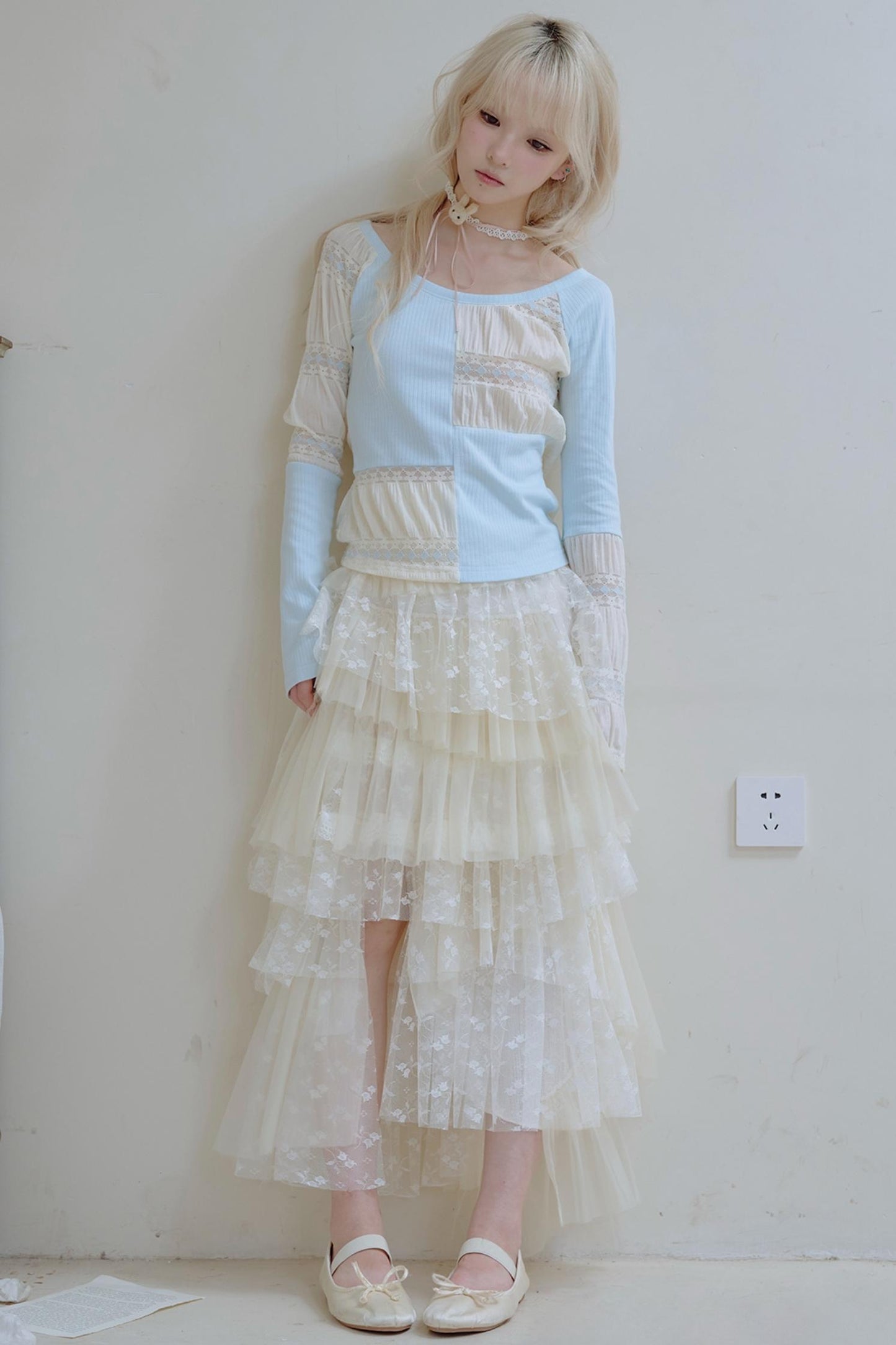 Beige Lace Blue Knit Crew Neck Long Sleeve Top