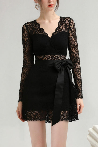Elegant V-Neck Lace Bow Dress