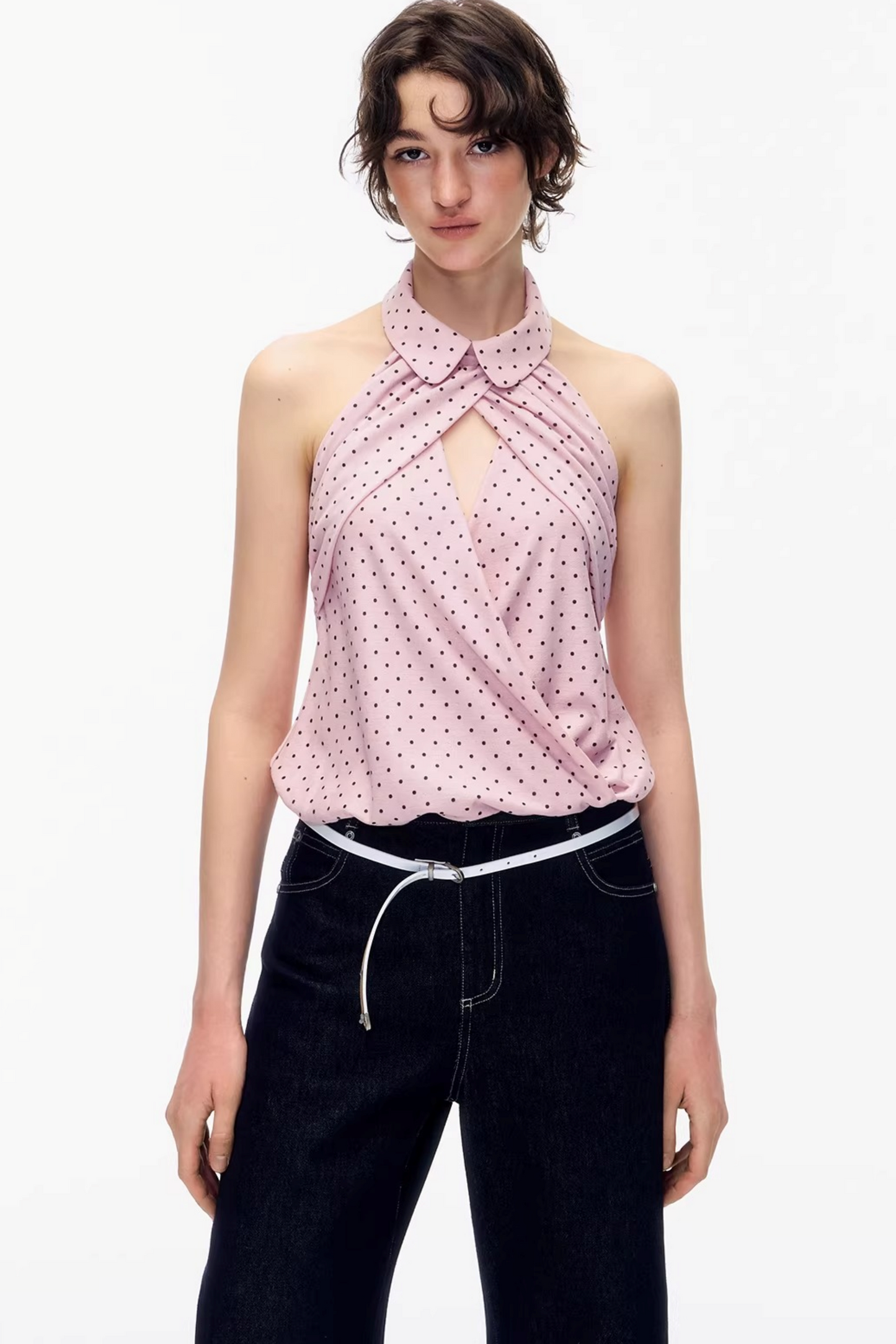 Gepunktete Neckholder-Bluse