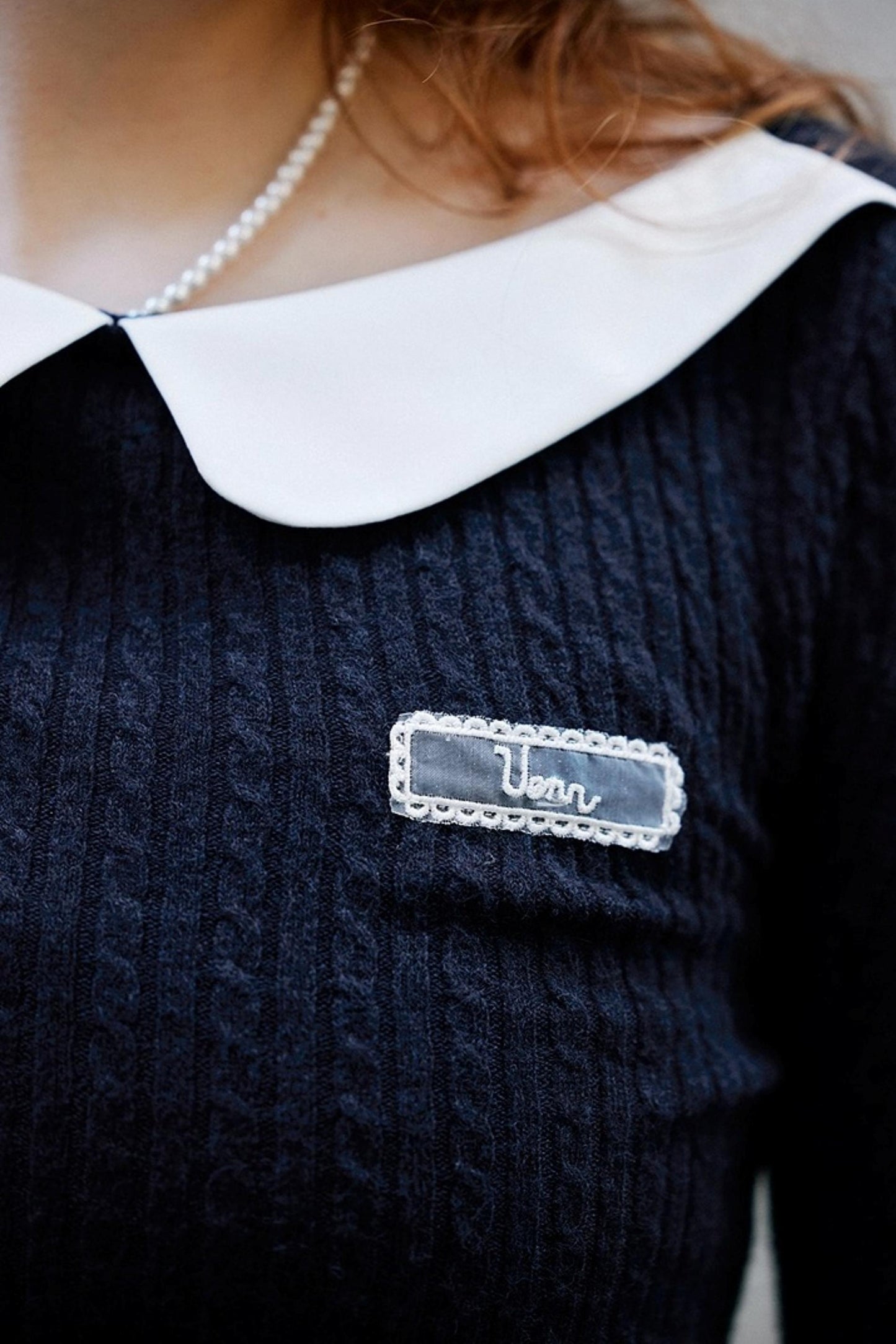 Doll Crew Neck Letter Wool Knit Top