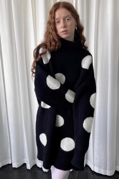 Lazy Pile Collar Sweater