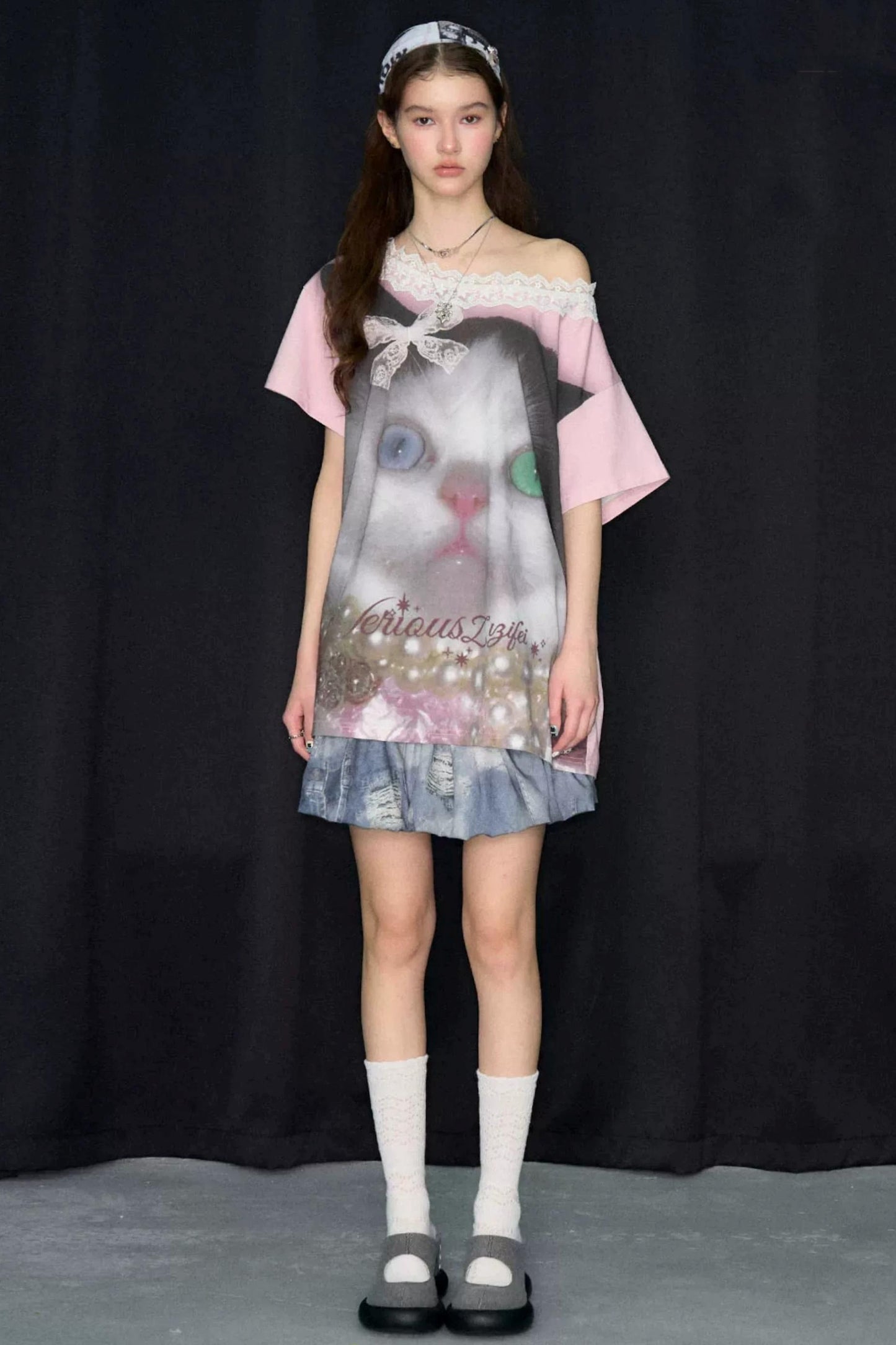 Cat Print Lace Collar Oversized T-Shirt