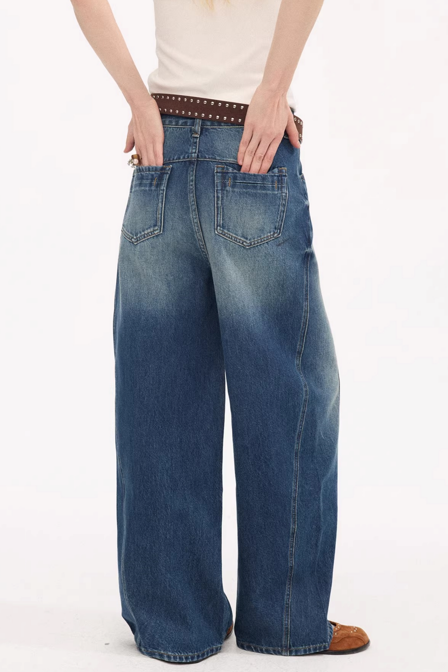 Split Curved Hem Denim Pants