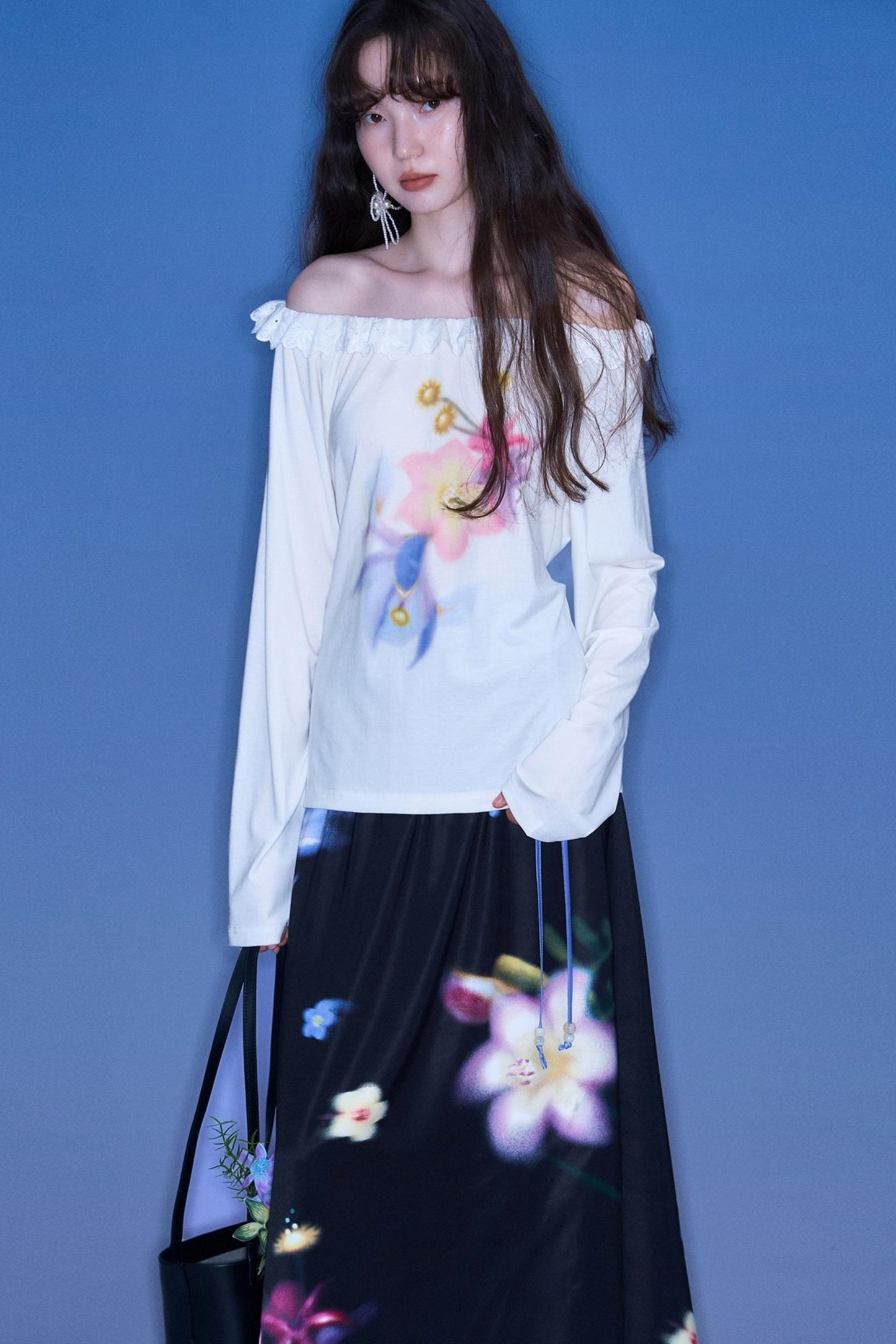 Slanted Shoulder Long-Sleeved Tencel Tee