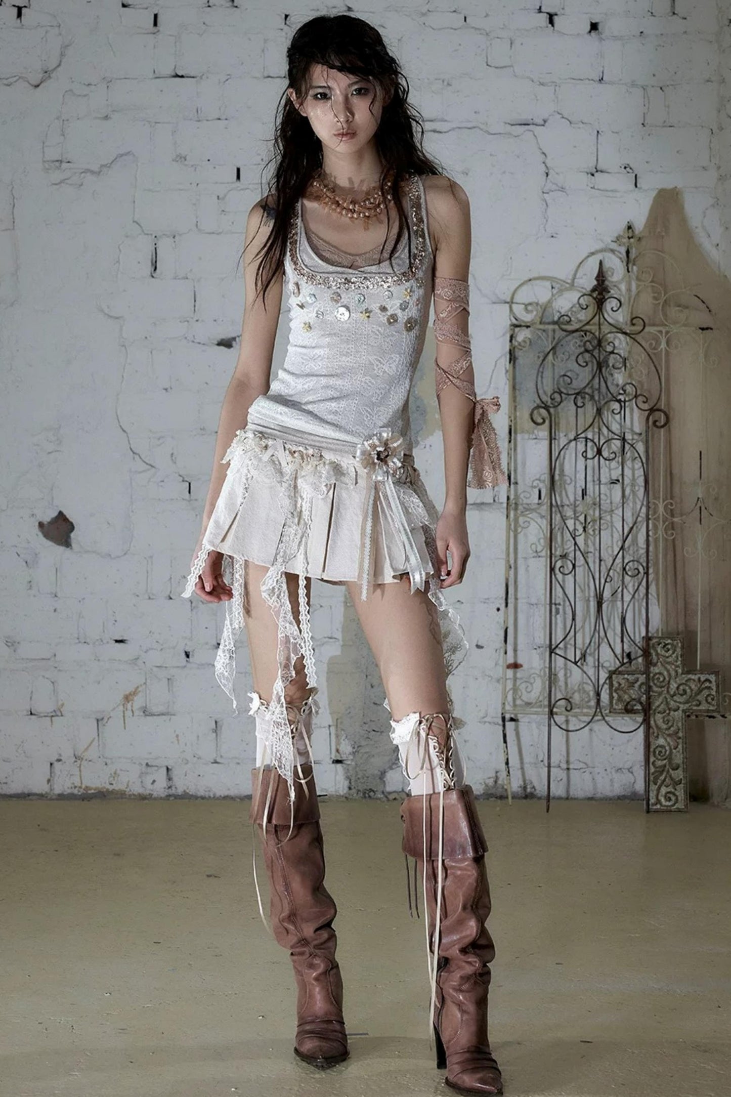 Baroque Lace Pleated Skirt