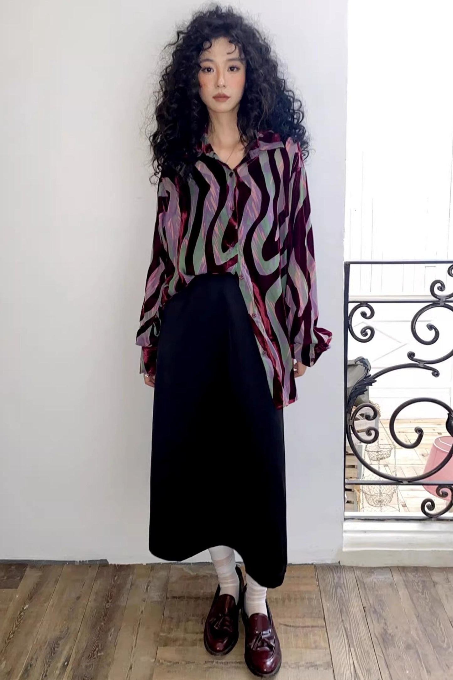 Retro Slim Shadow Velvet Shirt