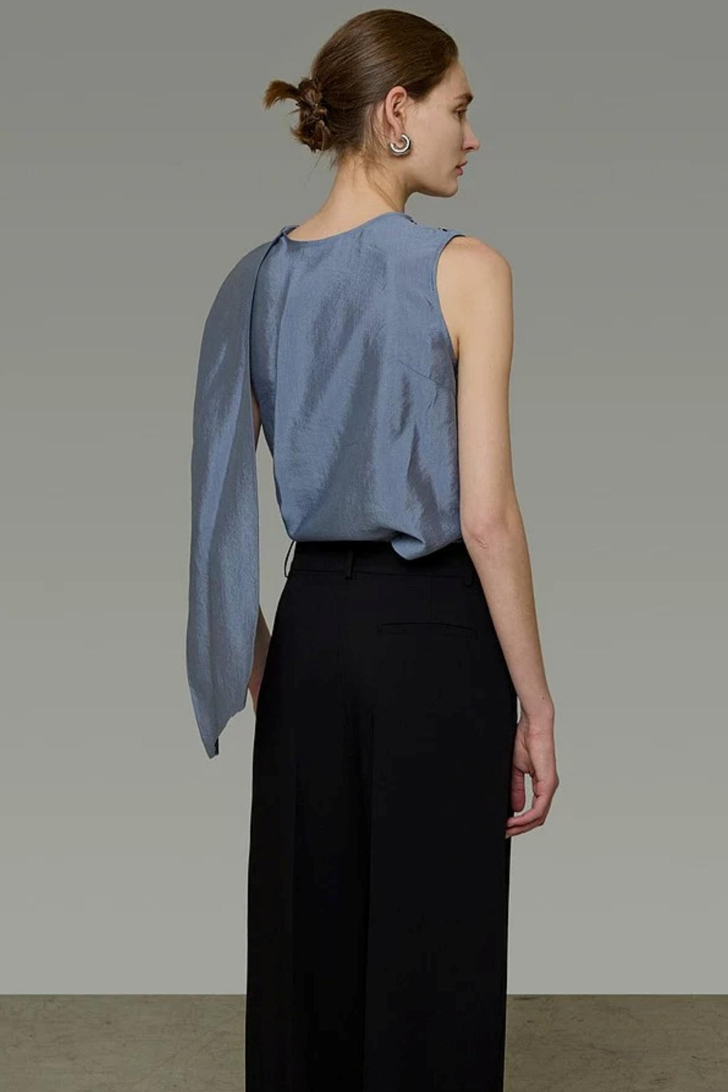 High-End Versatile Ribbon Top