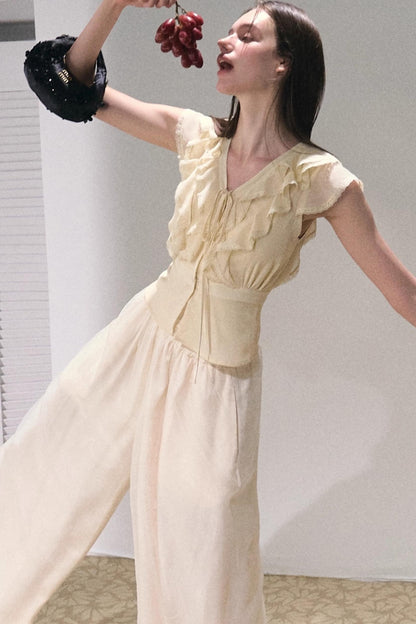 Heavy Lotus Leaf Lace Sleeveless Top