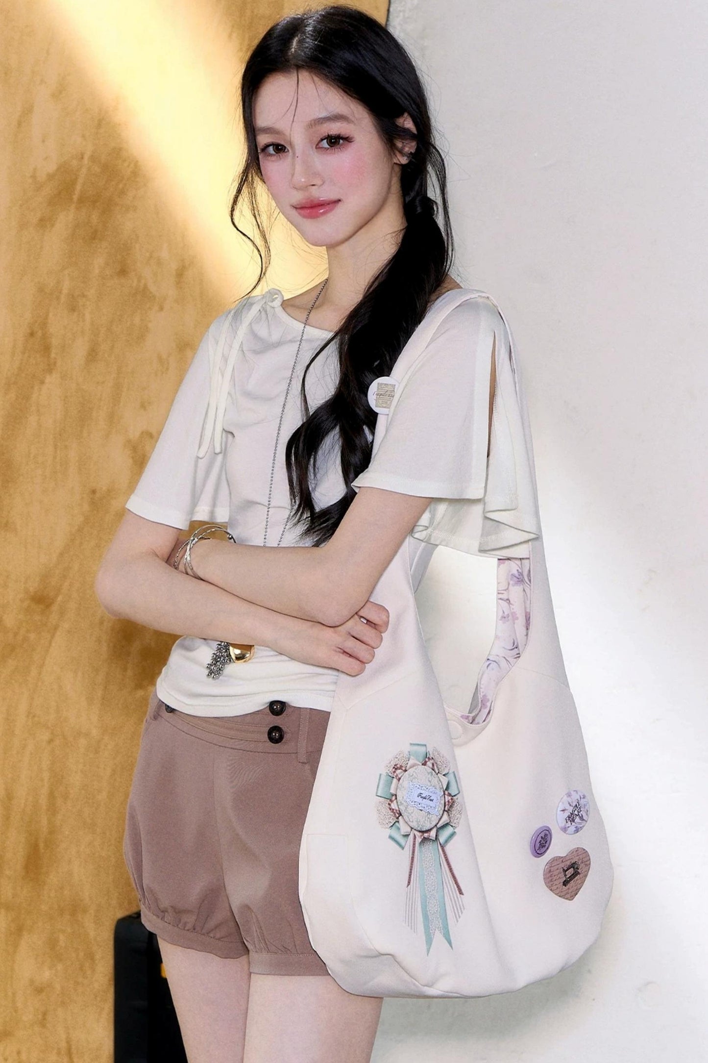 Completo con borsa tote leggera stampata