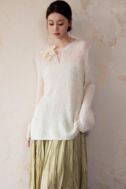 White Alpaca Wool Flower Sweater