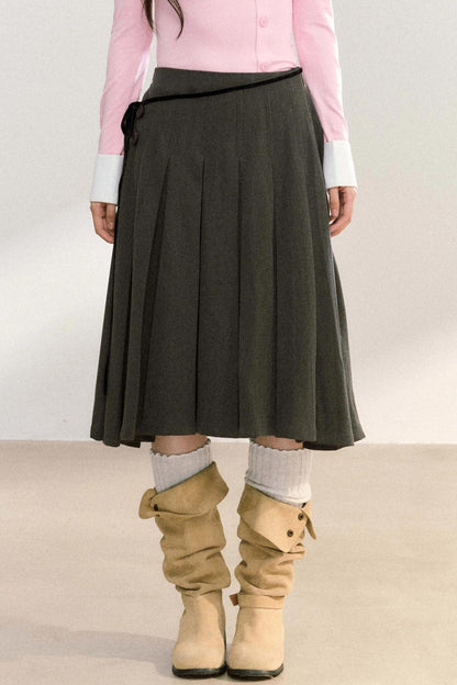 Edge Strap Pleated Midi Skirt