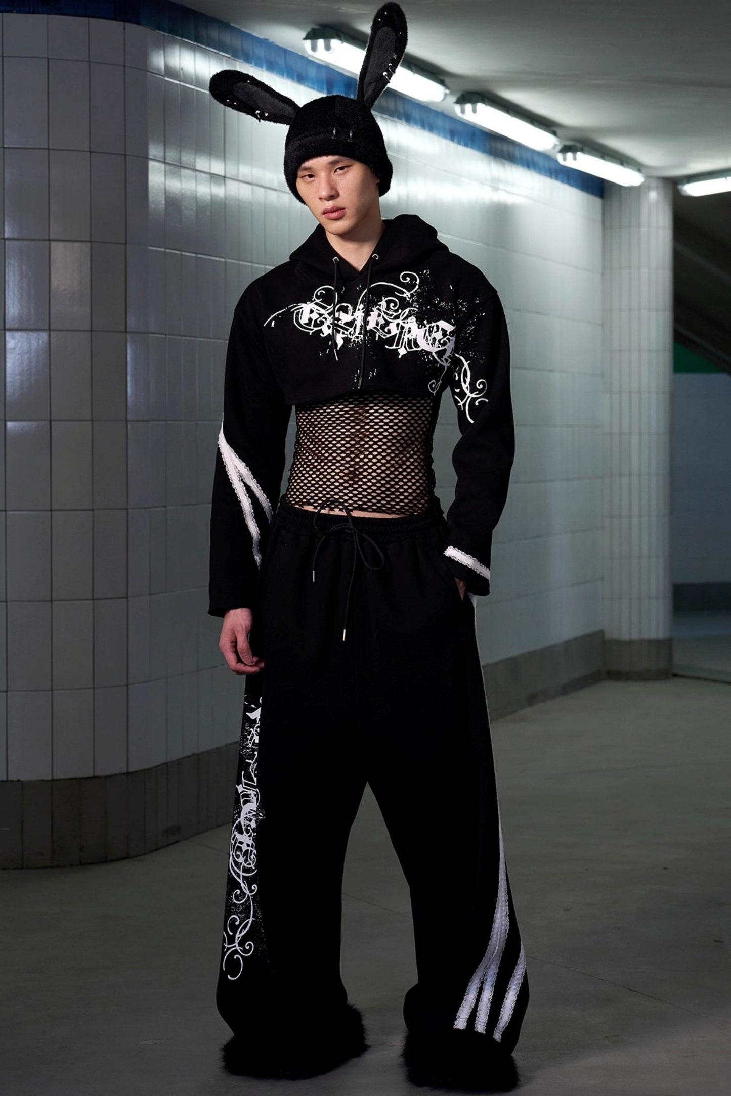 Lacquer Printed Sweatshirt