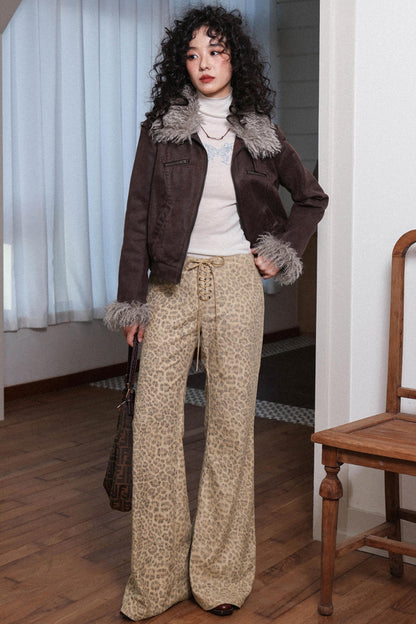 Gentle Corduroy Flared Pants