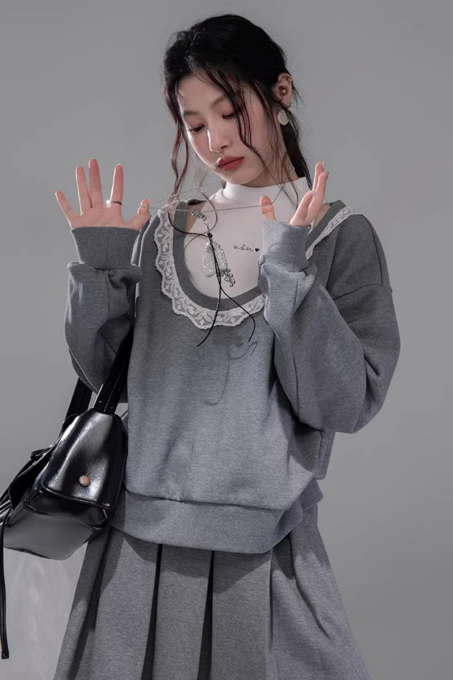 Chenwu Gray Pleated Skirt Sweatshirt Set