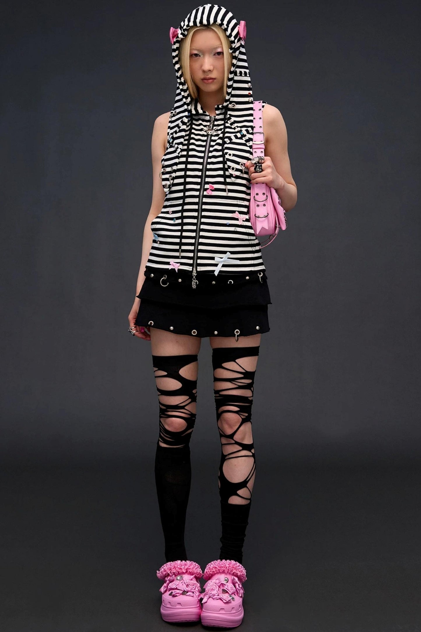 Rhinestone Bowknot Striped Vest