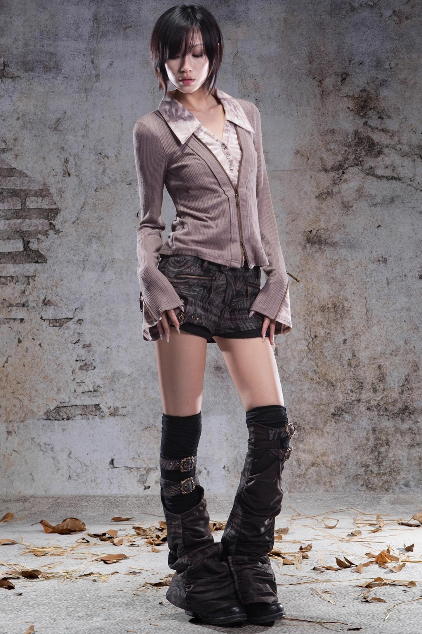 Slim Fit V-Neck Pullover Knit Top