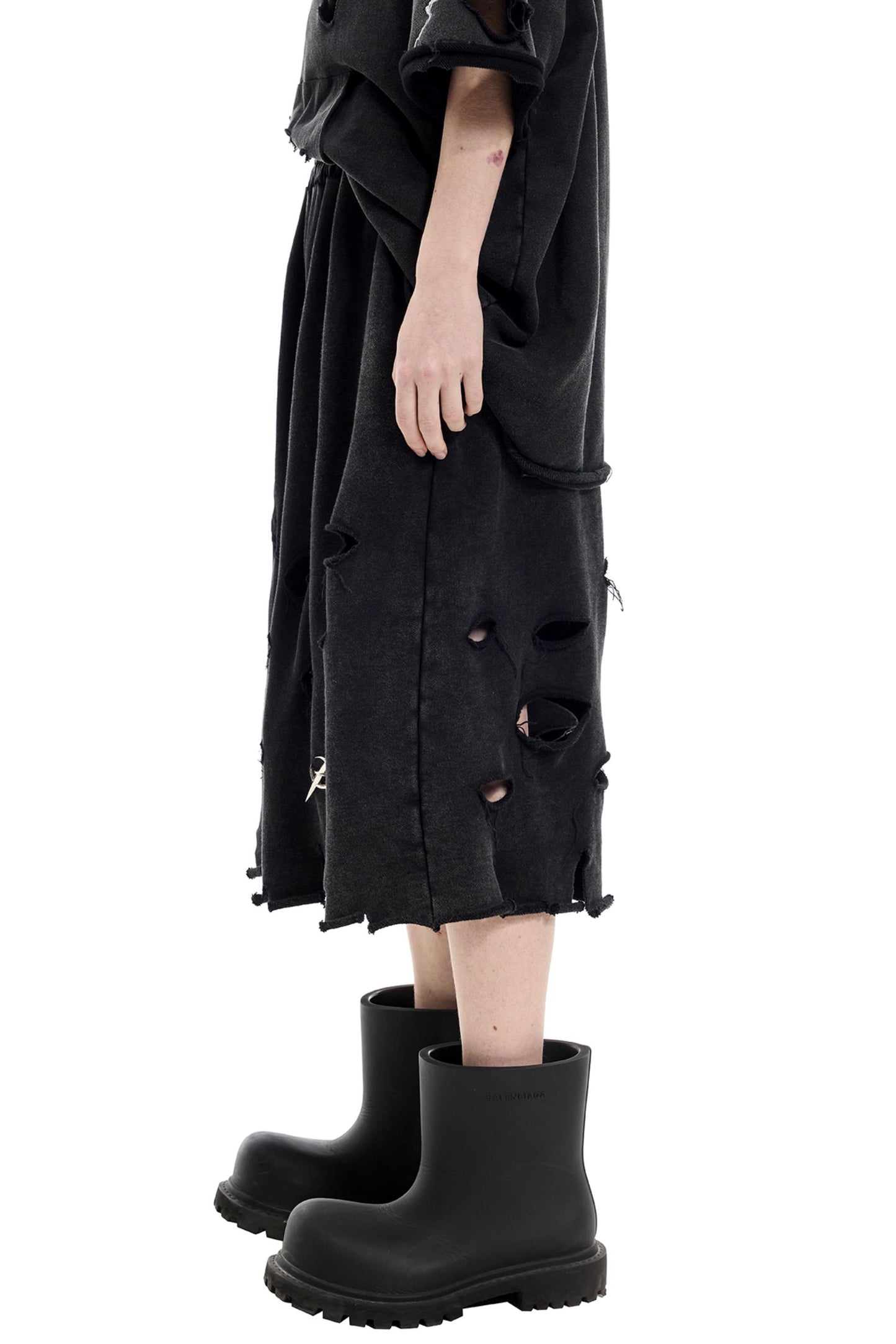 Moon Distressed Shorts