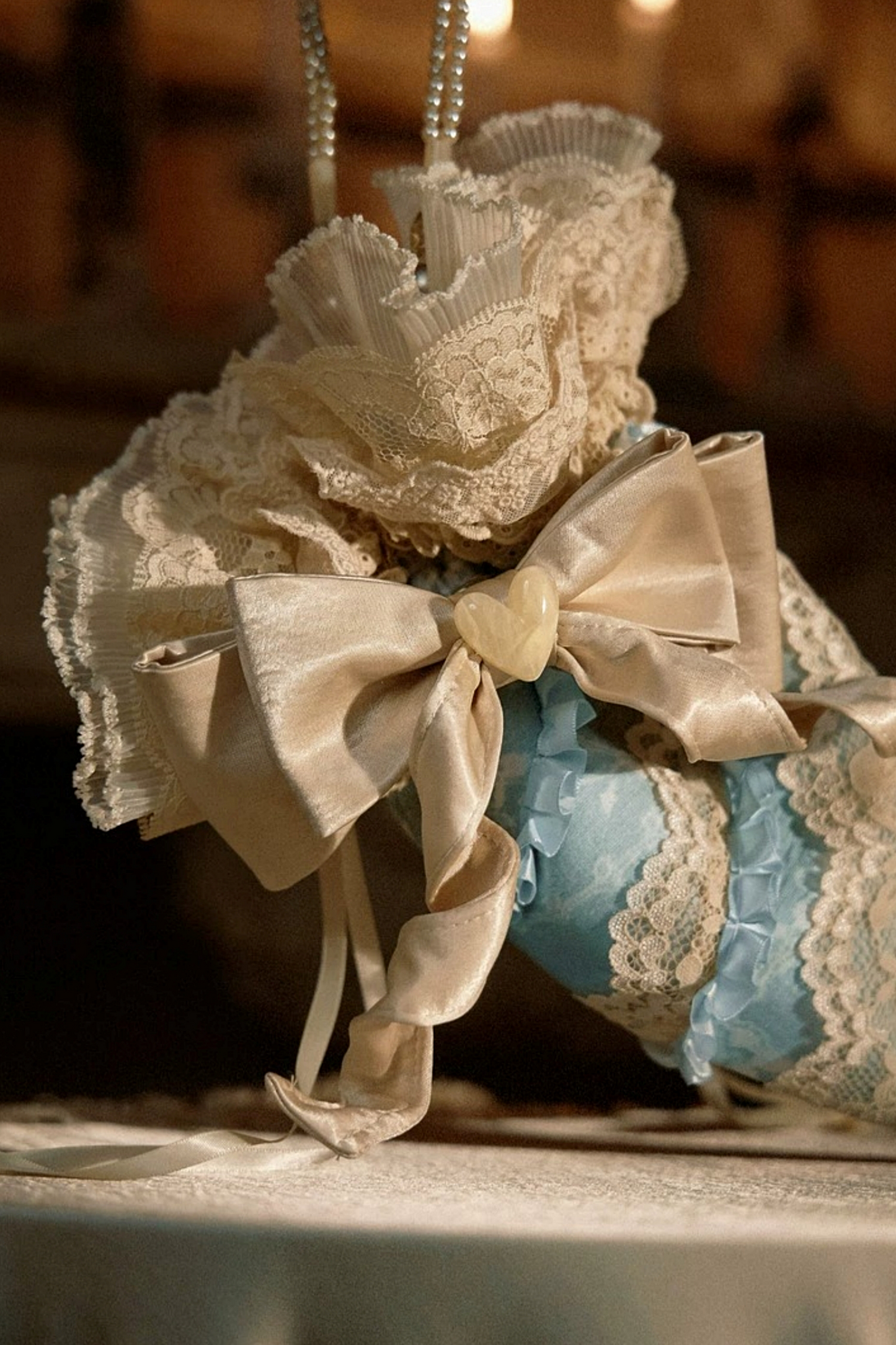 Sac à main brodé rococo