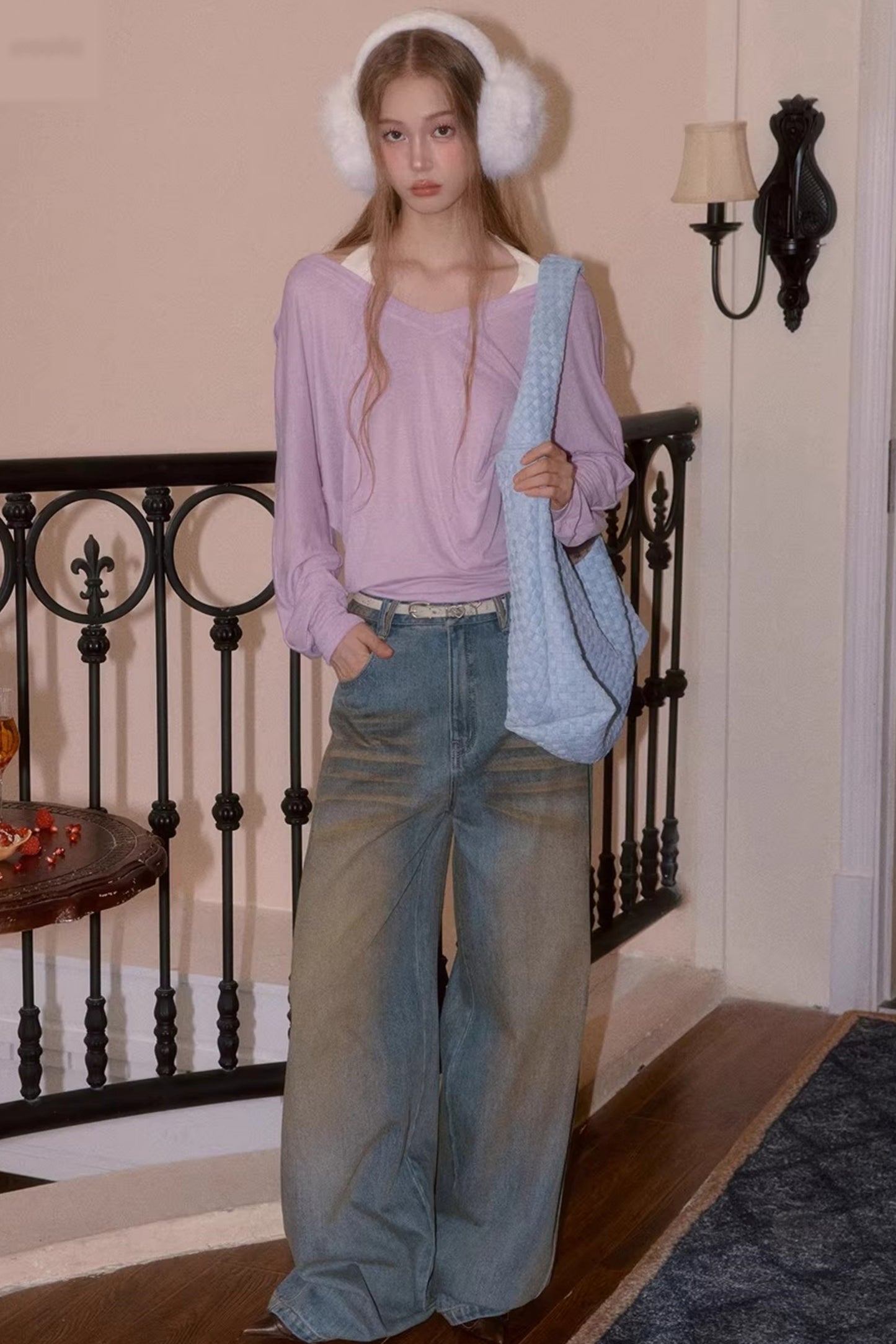 Rosa-lila T-Shirt mit Fledermausärmeln