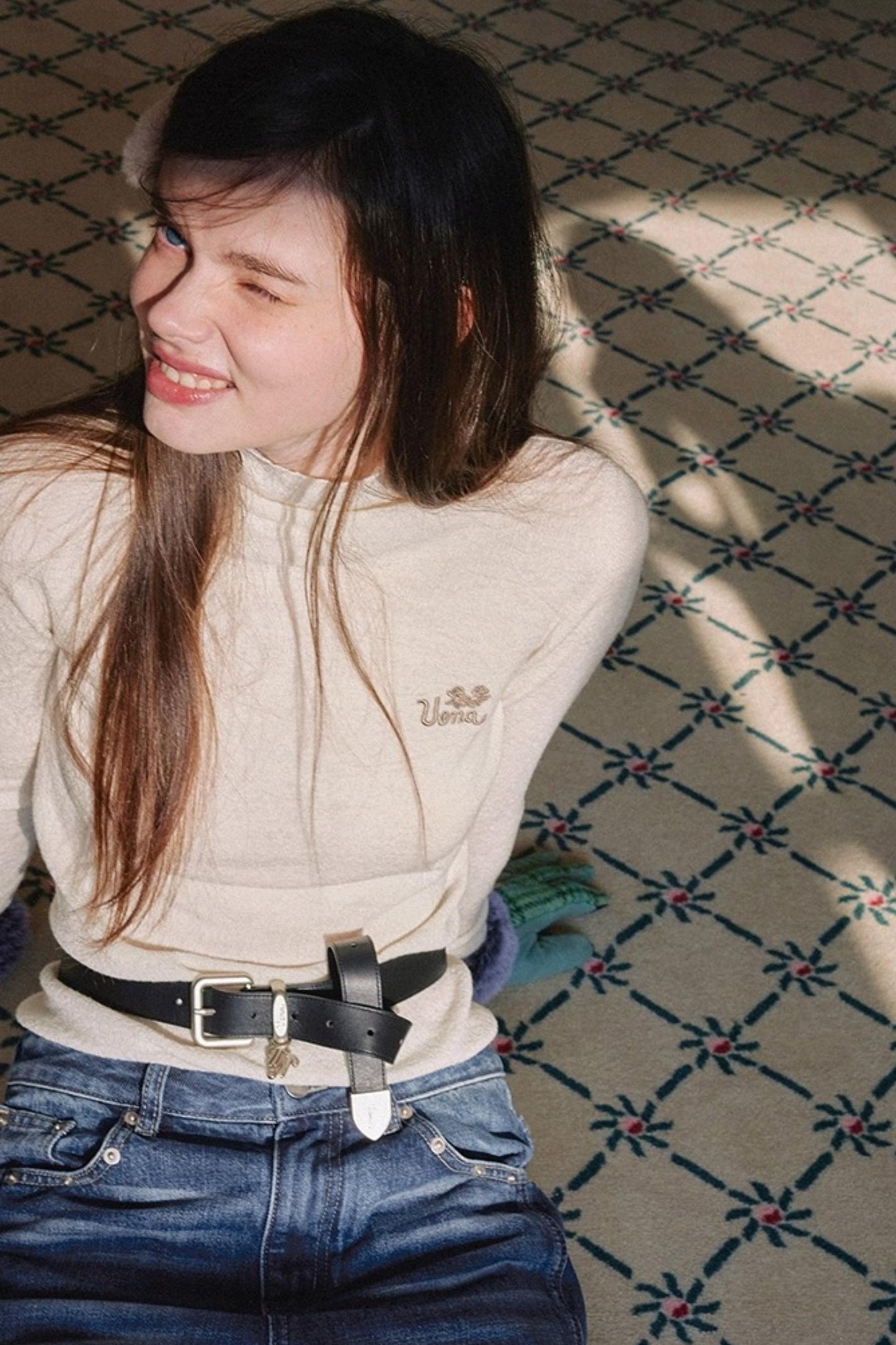 Letter Embroidery Turtleneck Knitwear