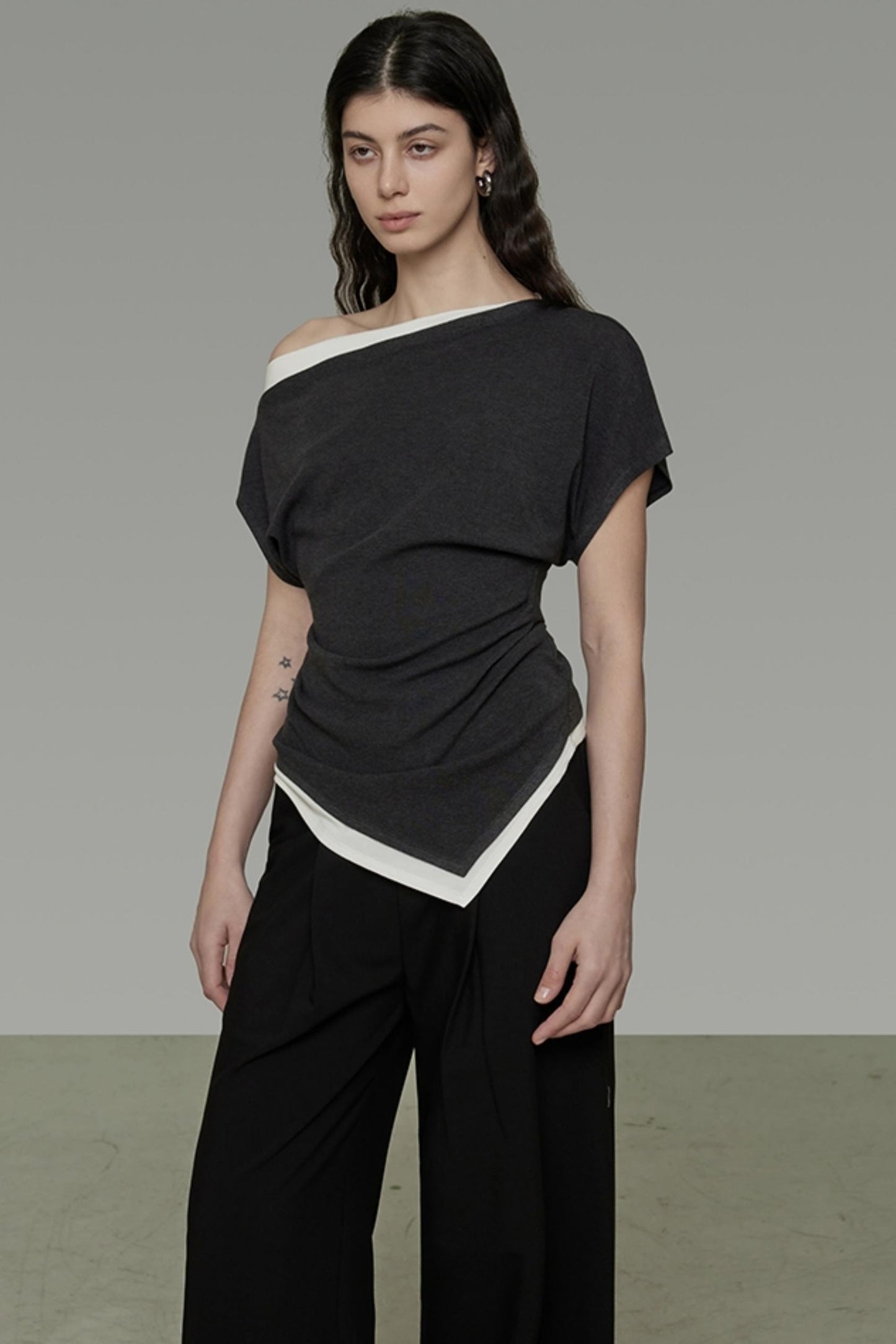 Irregular Hem Strapless Knit Top