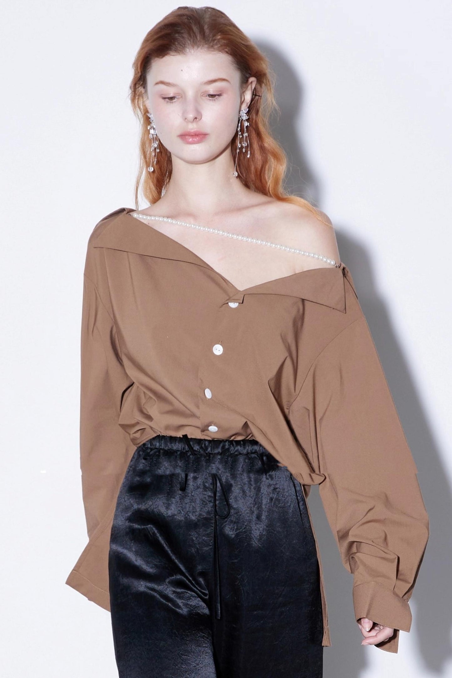Autumn Bamboo Glossy Shoulder Shirt
