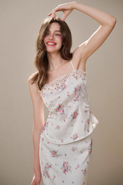 Comfortable Baby Powder Top & Skirt Set-Up