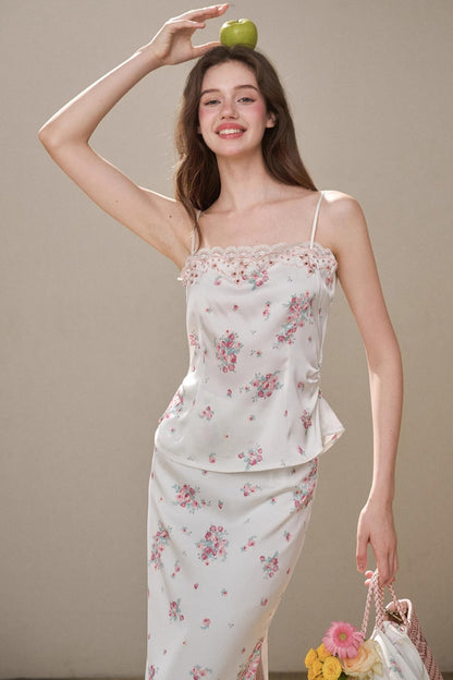 Comfortable Baby Powder Top & Skirt Set-Up