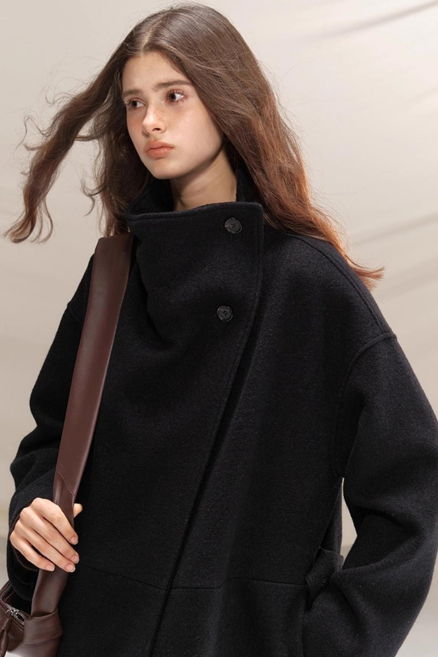 Silent Gallery Wool Coat