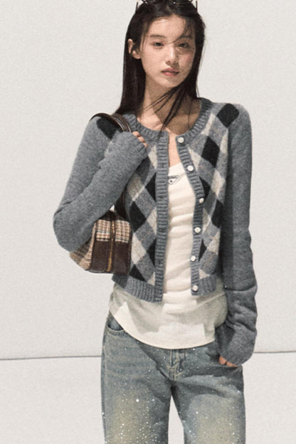 Skin Emotion Long-Sleeved Knitted Sweater
